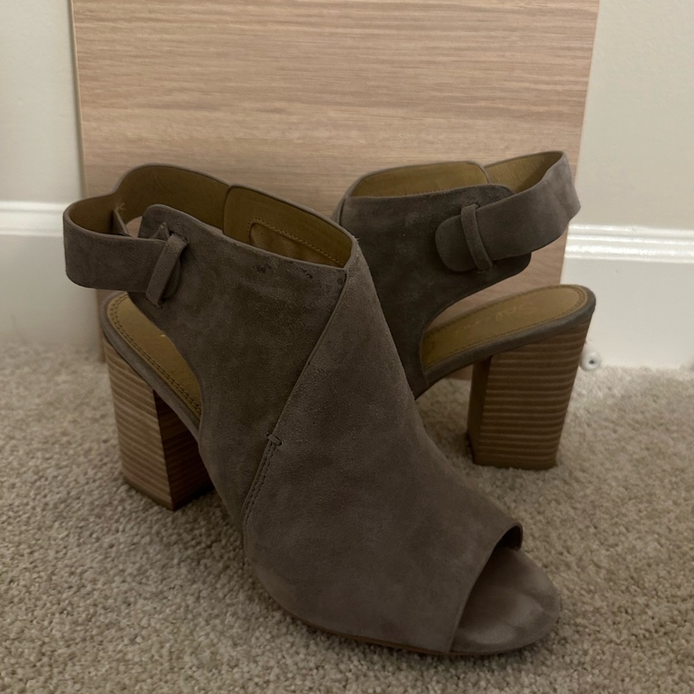 Women's Taupe Block Heel Sandals - Splendid - Picture 2 of 9